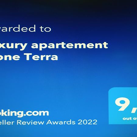 פוזולי Luxury Apartement Rione Terra מראה חיצוני תמונה