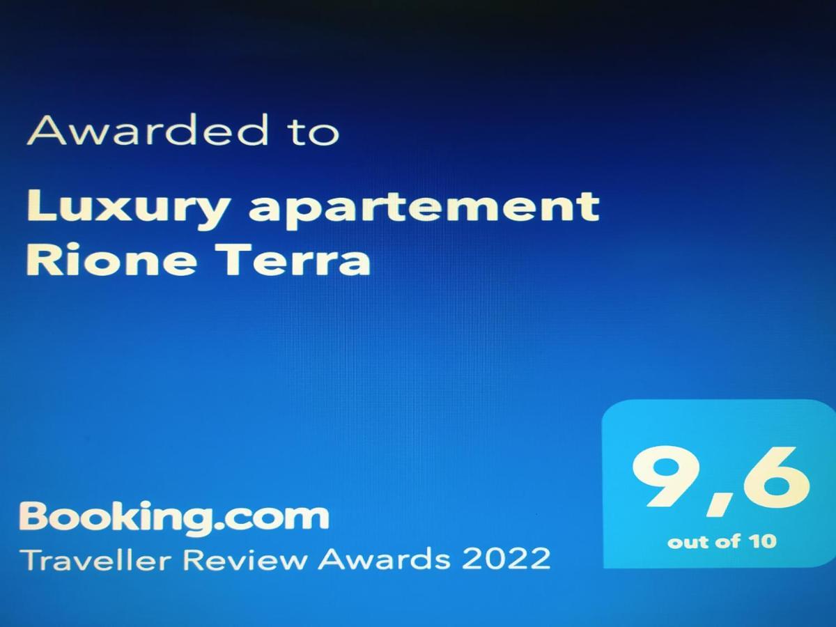 פוזולי Luxury Apartement Rione Terra מראה חיצוני תמונה